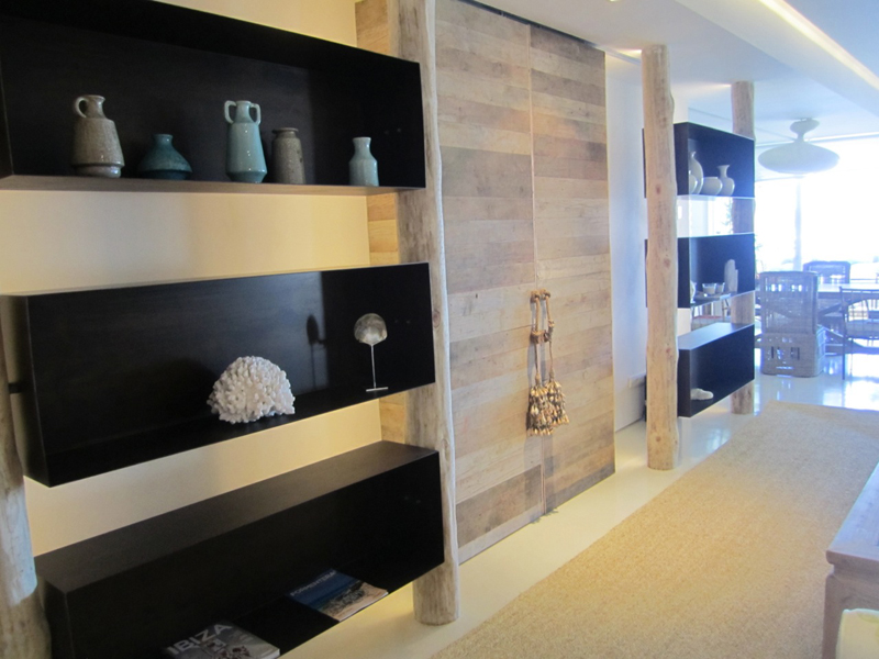 Jon Urgoiti con material de Derribo